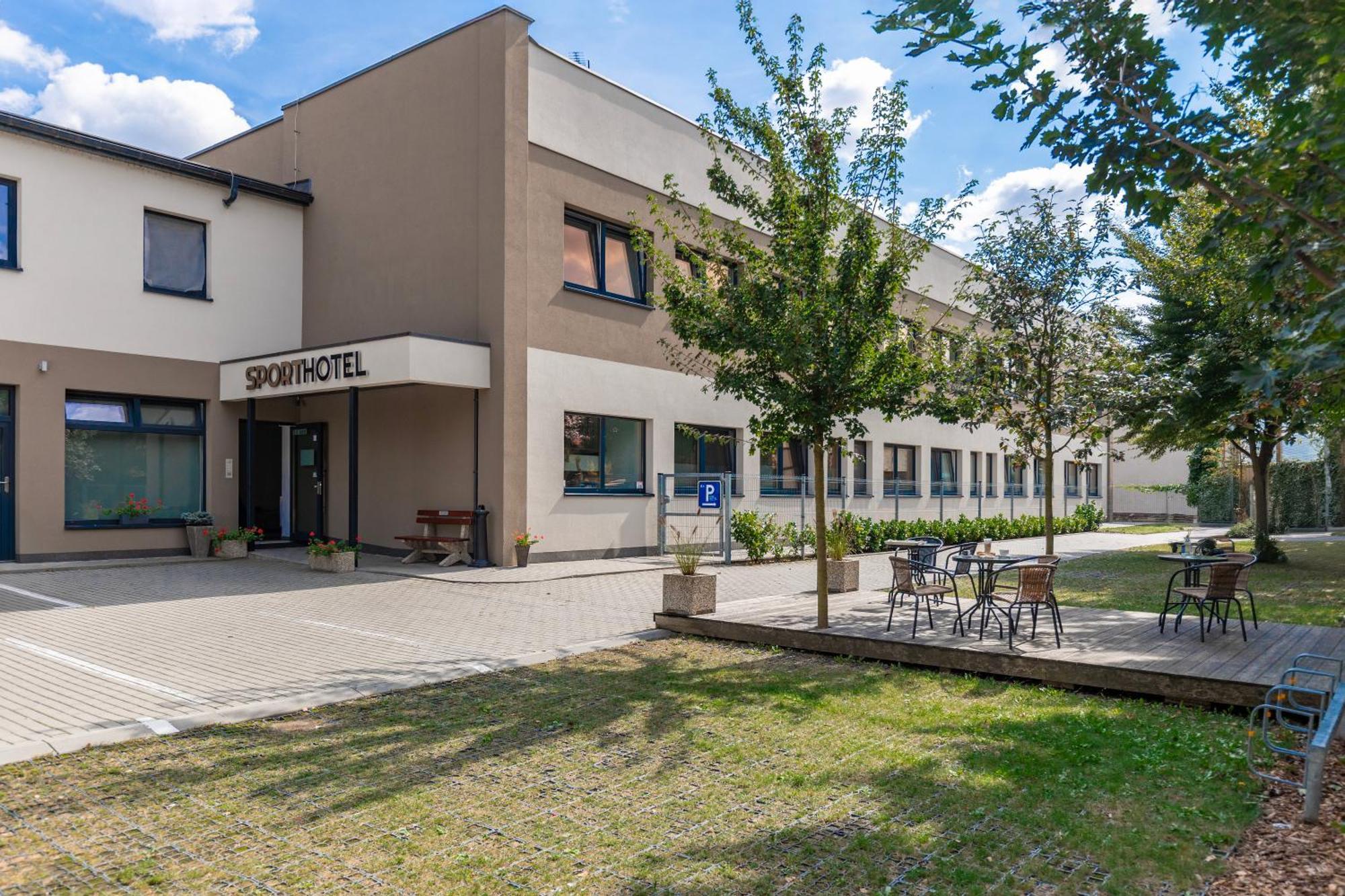 Sport Hotel Centrum Valašské Meziříčí Dış mekan fotoğraf